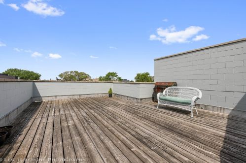 818 Washtenaw Ave, Chicago IL  60622-4429 exterior