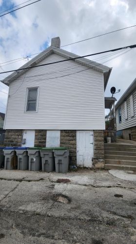 1539 11th St, Milwaukee WI  53204-2861 exterior