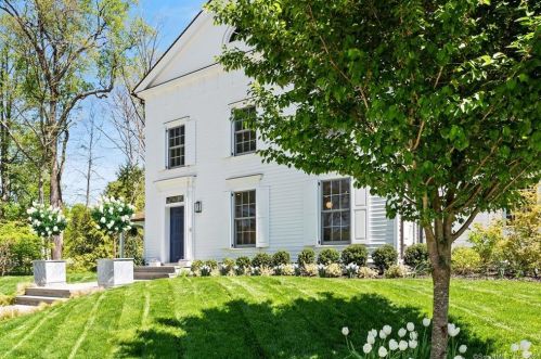 17 Hockanum Rd, Westport, CT 06880-2166