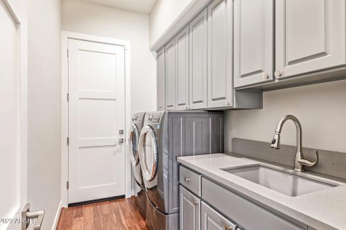 6412 31st Pl, Phoenix AZ  85016-8932 exterior