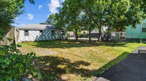 107 Bernon St, Providence RI  02908-3721 exterior