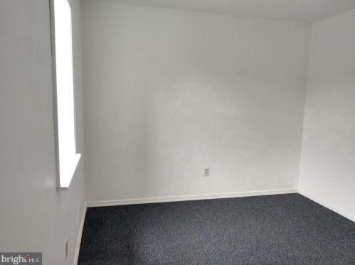 2113 28 St, Philadelphia PA 19145-2522 exterior