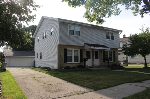 3609 91st St, Milwaukee, WI 53228-1539