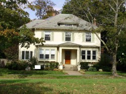 267 Commonwealth Ave, Newton, MA