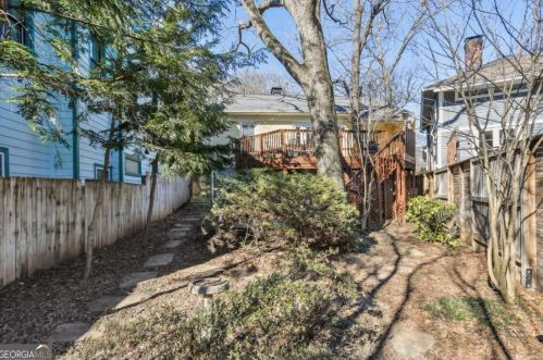 805 Charles Allen Dr, Atlanta GA  30308-1706 exterior