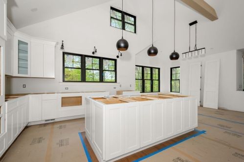 645 Glendale Rd, Wilbraham MA 01095 exterior