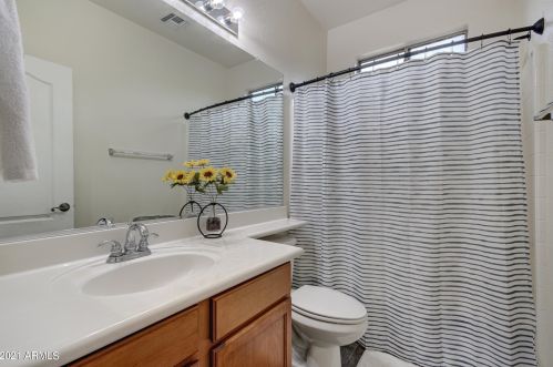 7429 19th St, Phoenix AZ  85042-5795 exterior