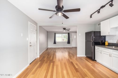 4045 Crocus Dr, Phoenix AZ 85032-5417 exterior