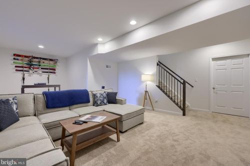 1269 Homestead Ln, Lancaster PA  17601-2418 exterior