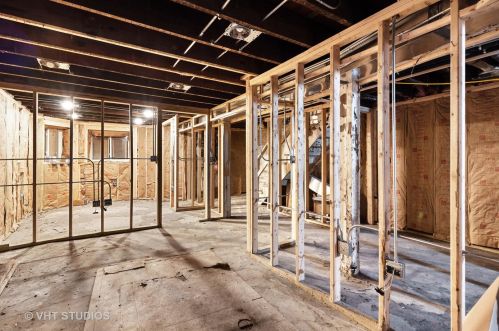 1637 Hamlin Ave, Chicago IL 60655-3914 exterior