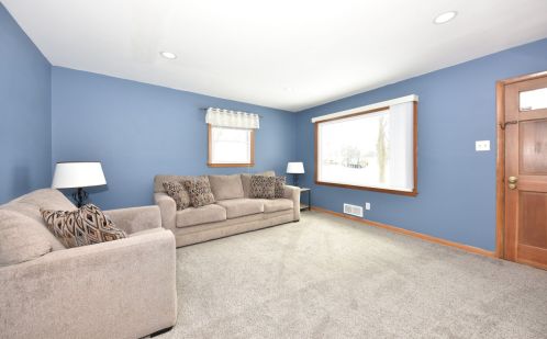 3200 Birchwood Ave, Milwaukee WI 53221-4035 exterior