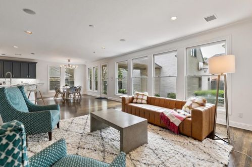 2853 Fondren Dr, Dallas TX 75205-1911 exterior