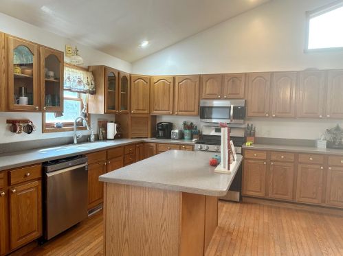 7556 210th Ave, Reed City MI  49677-8645 exterior