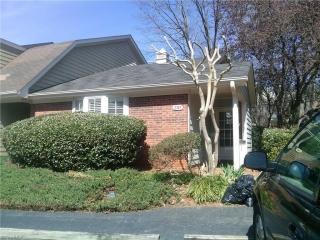 2749 Cottage Pl, Greensboro NC  27455-2349 exterior
