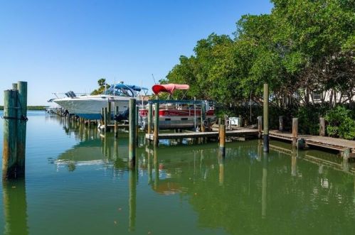 208 River Walk, Fort Pierce FL 34949-8887 exterior