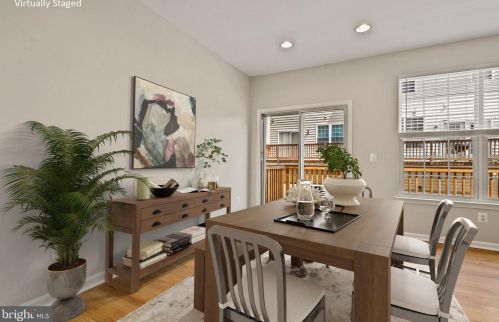 3805 Eisenhower Ave, Alexandria VA 22304-6427 exterior