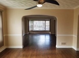 10851 Wallace St, Chicago, IL 60628-3233