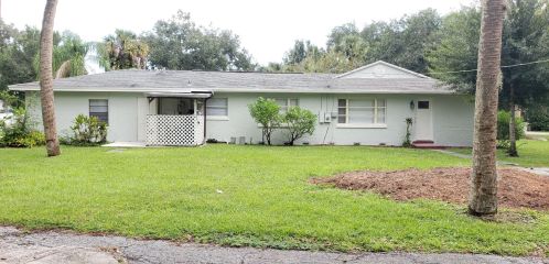 2590 Rainbow Dr, Fort Pierce FL  34981-4902 exterior