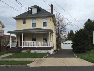 78 North St, Madison, NJ 07940-1132