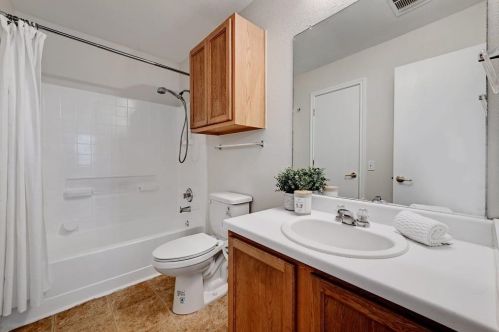 8612 Davis Oaks Trl, Austin TX 78748-6582 exterior