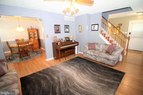 135 Edwin Ave, Trenton NJ 08610-4420 exterior