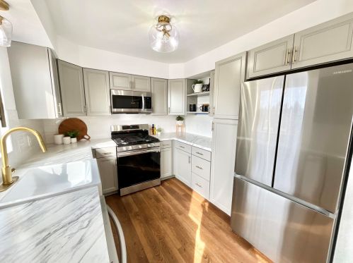 1859 Rowland Ave, Grand Rapids, MI 49546-4328