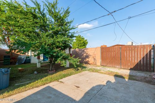 2537 48 Ln, Phoenix AZ 85035-2144 exterior