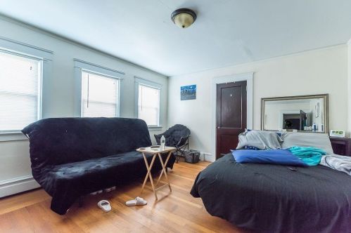 133 Babcock St, Providence RI 02905-1403 exterior