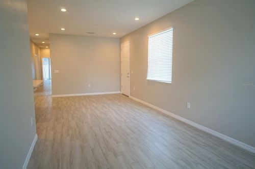 4104 Thatcher Ave, Tampa FL  33614-7851 exterior