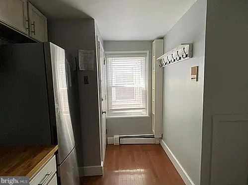 324 18 St, Philadelphia PA 19140-1014 exterior