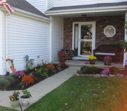 514 Valley View Ave, Hackettstown NJ  07840-1416 exterior