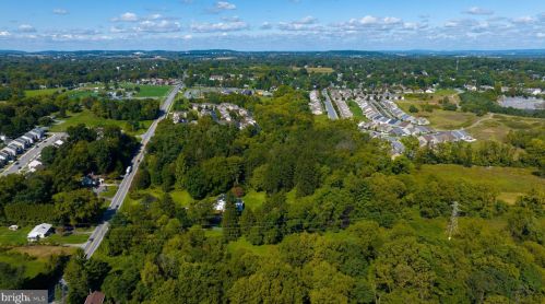 1944 Millersville Rd, Lancaster PA 17603-6153 exterior