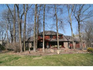 3190 Autumn Woods Dr, Chaska MN  55318-1137 exterior