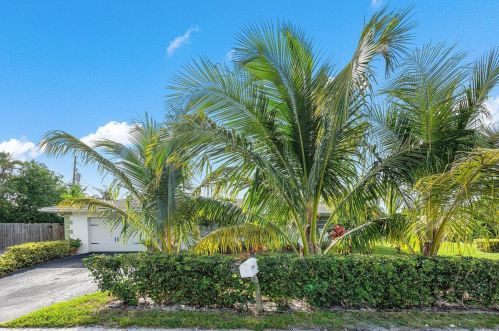 2500 2nd Ave, Boca Raton FL  33431-7557 exterior