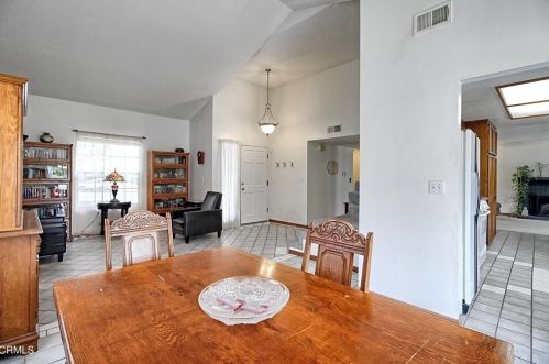 1111 Rivas Ln, Oxnard CA 93035-2748 exterior