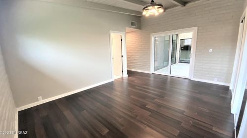 3955 Bear Canyon Rd, Tucson AZ  85749-8220 exterior