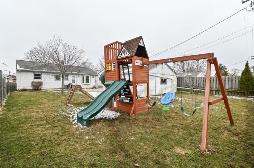 4017 54 St, Milwaukee WI 53220-2613 exterior