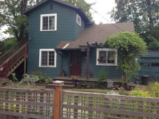 7257 53 Ave, Portland OR  97219-1329 exterior