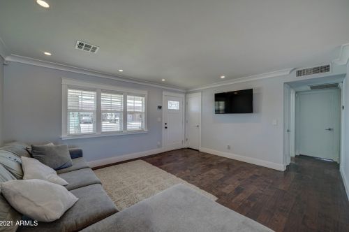 18041 24th Dr, Phoenix AZ  85023-1209 exterior