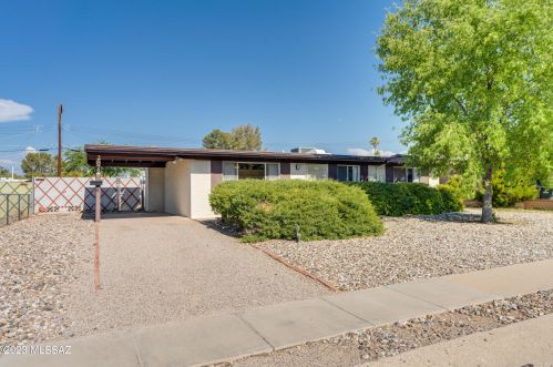2872 Cloverland Ave, Tucson, AZ 85712-1306