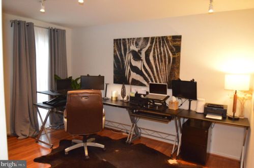 1409 Squaw Hill Ln, Silver Spring MD  20906-2009 exterior