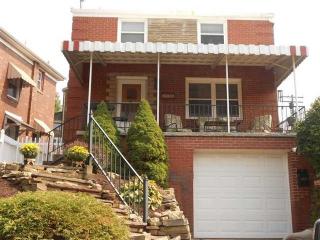 455 Overbrook Blvd, Pittsburgh PA  15210-4407 exterior
