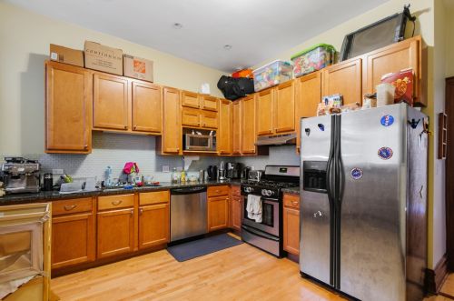 650 Barry Ave, Chicago IL 60634-4912 exterior