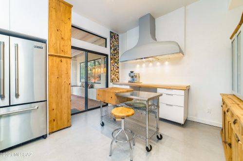 4831 Calle Bujia, Tucson AZ 85718-5218 exterior