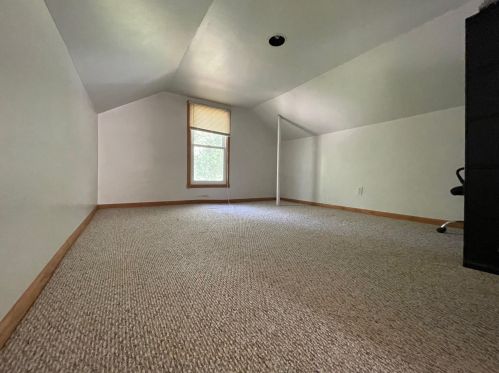 3304 Charles St, Meskegon MI 49444-3412 exterior