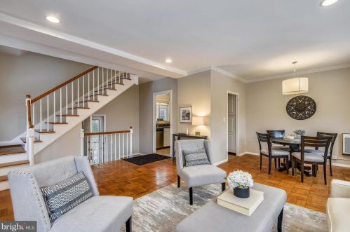 3555 Martha Custis Dr, Alexandria VA 22302-2003 exterior