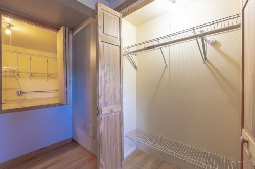 4826 Long Ave, Chicago IL 60641-3220 exterior