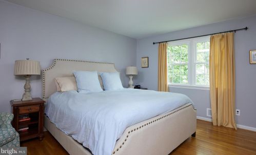 629 Goldsborough Dr, Rockville MD 20850-1905 exterior