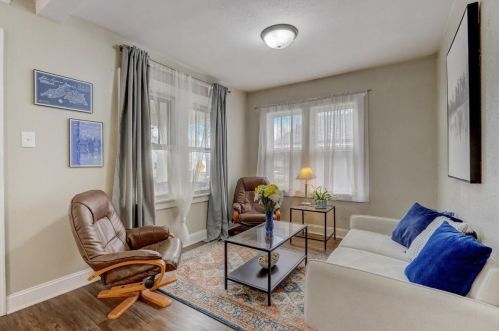 514 64, Milwaukee WI 53213-4050 exterior