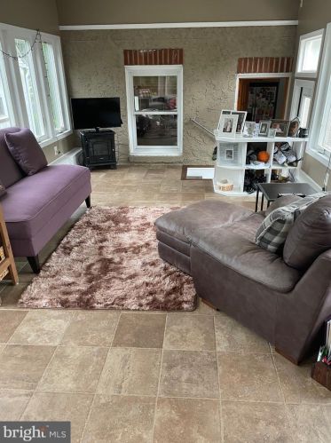 1208 High St, Haddon Heights NJ 08035-1843 exterior